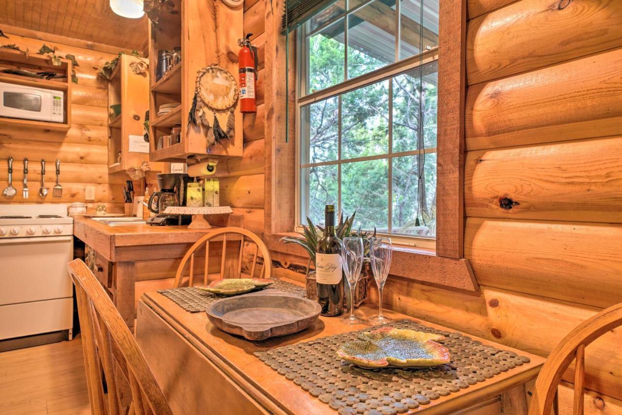 Cozy Davis Cabin With Deck - Nestled By Honey Creek! Экстерьер фото